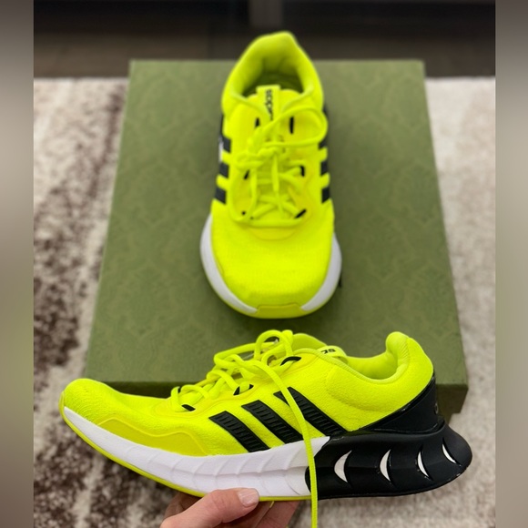 Neon ADIDAS BOOST - Picture 1 of 7
